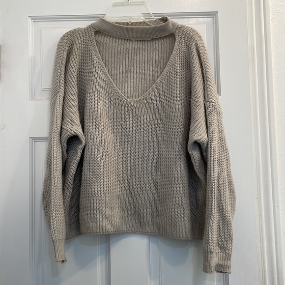 Seek the Label Grey V-Neck Cutout Sweater - Picture 2 of 7